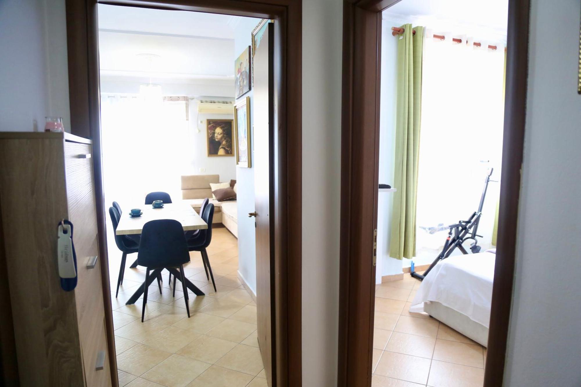 Stay At An Artist'S Place! Τίρανα Εξωτερικό φωτογραφία